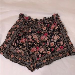 AE Paperbag Waist Shorts